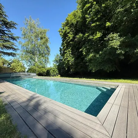 Charming House With Pool And Private Forest Boisemont (Val-d'Oise)